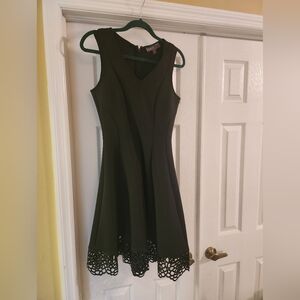 Donna Ricco black dress honey comb lace